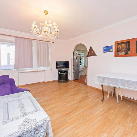 Super Location - Shared Bathroom And Kitchen Yerevan Luaran gambar